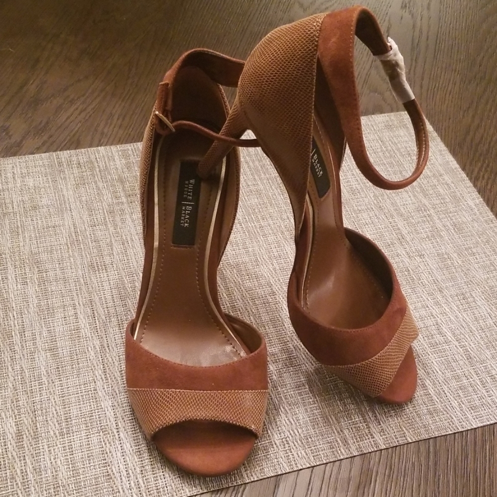 White House Black Market Heels - Picture 4 of 5